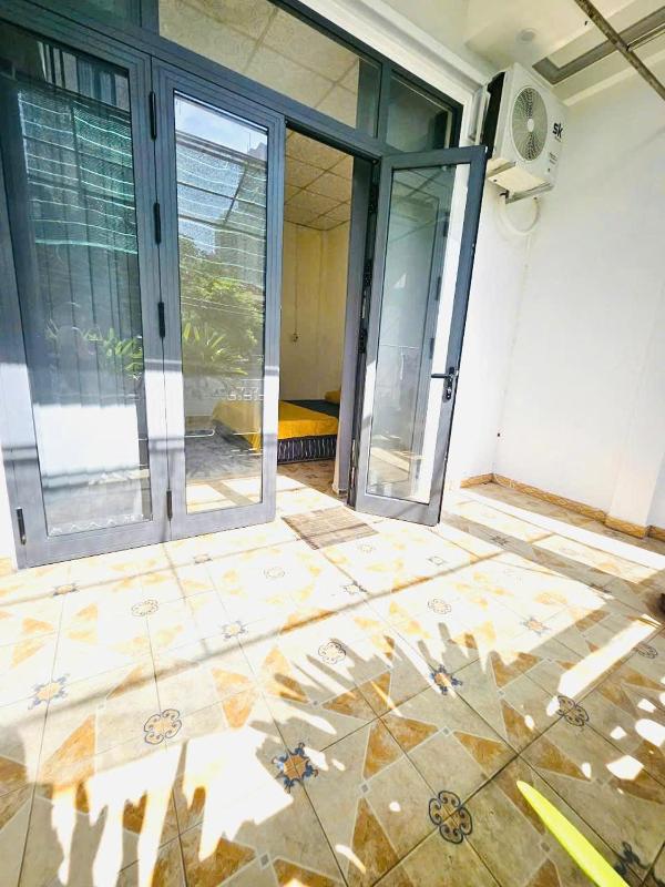 04 Apartment - image 13