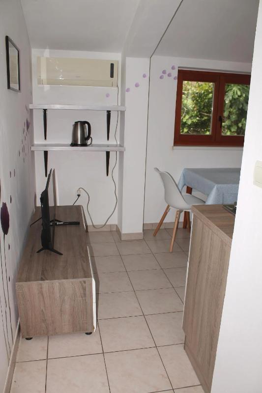 Apartments Ana - image 11
