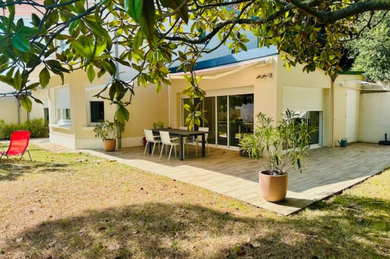 Beautiful 4 room apartment in La Rochelle - image 2