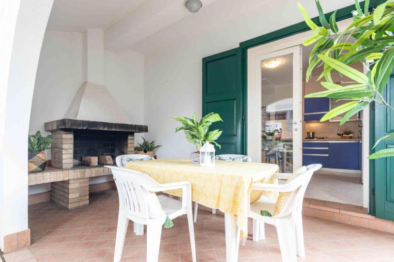 Amazing villa with private garden in Bibione - image 1
