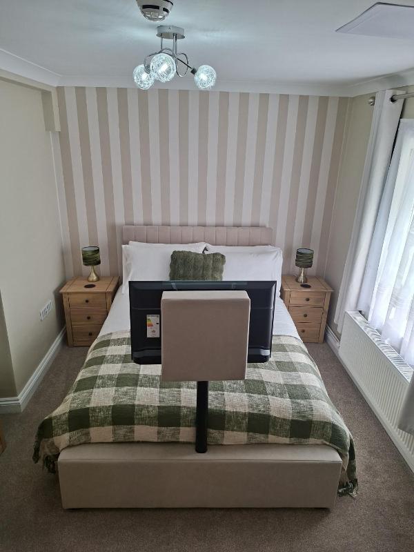 The Abbey Town House - image 32