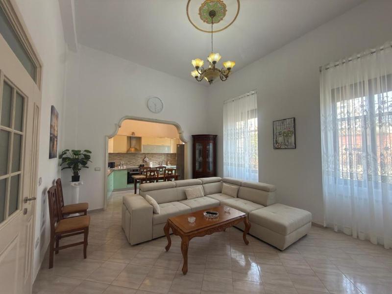 Star Apartment 2- Spacious in the heart of Durres - image 8