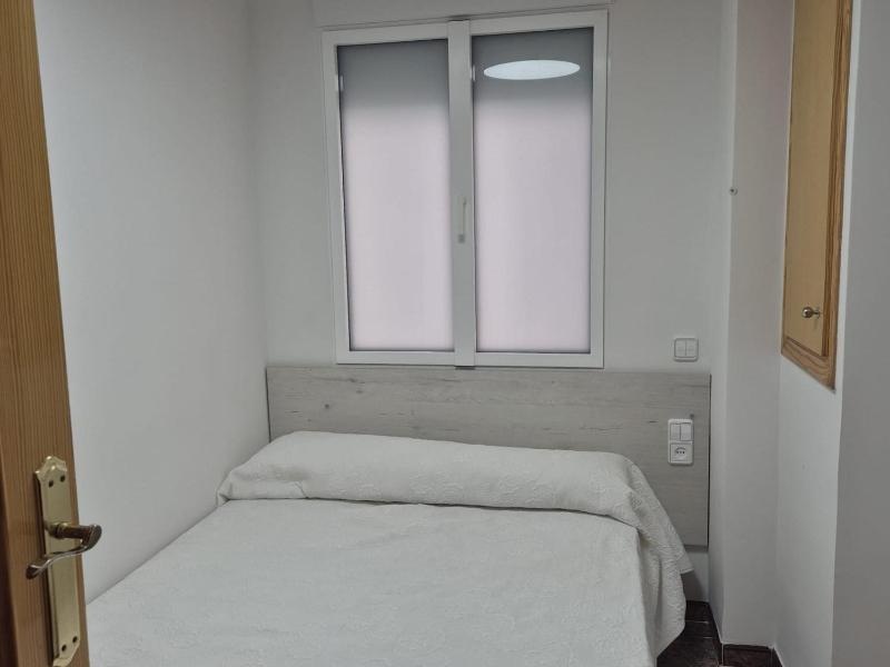 Apartamento en primera línea de mar - Solo familias - ES-314-36 - image 36