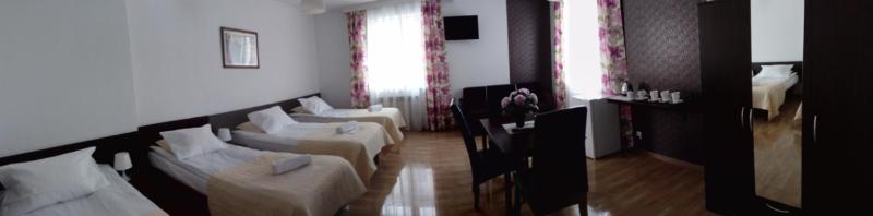 Quadruple Room image 2