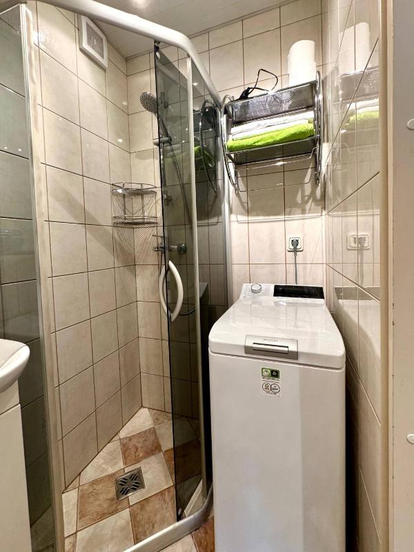 Astra City Centre Apartment - image 5