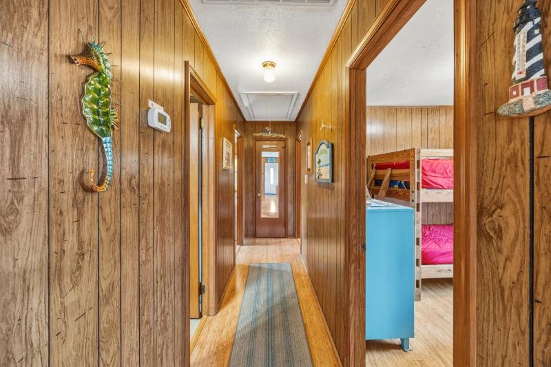 5048 - Bristows Bungalow - image 27