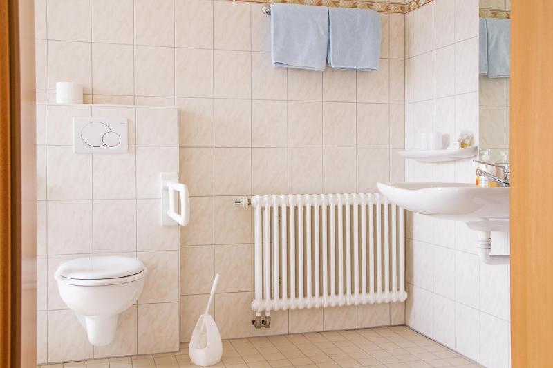 Double Room - Disability Access image 1