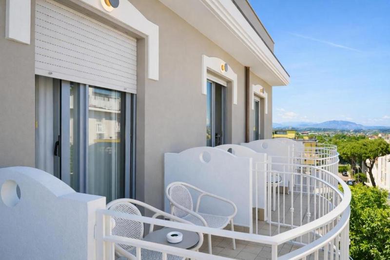 Dipendenza Hotel Regal - image 17