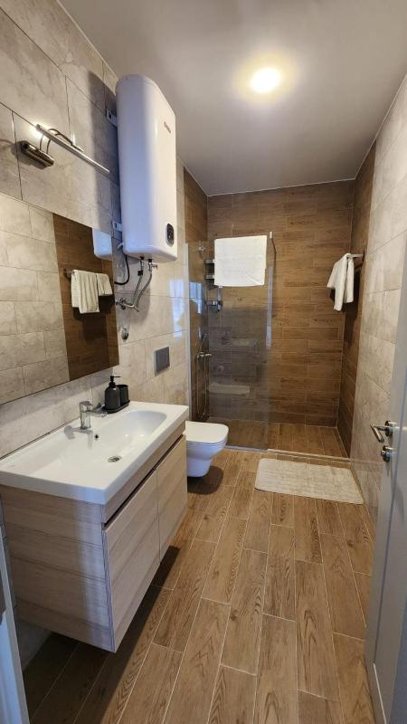 PMTR BAR Luxury Sea View 2BR Apartment Modern Pool Parking - image 4