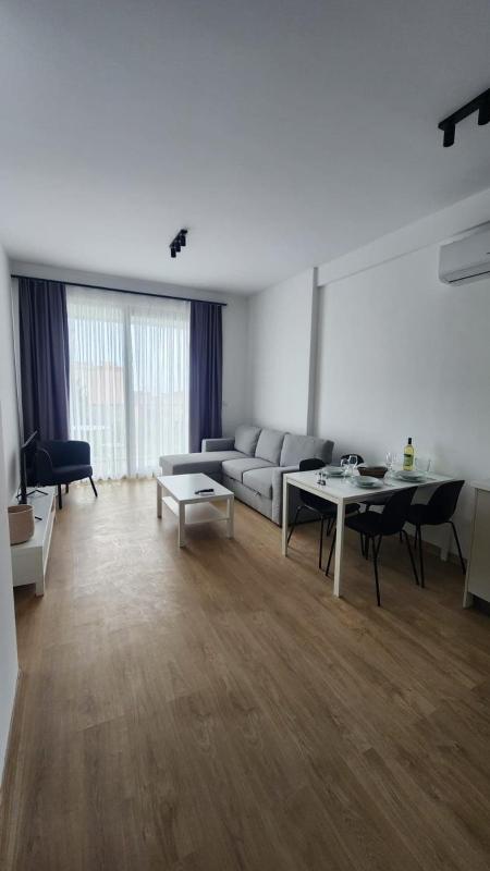 PMTR Luxury Sea View 2BR Apartment Modern Pool - image 15