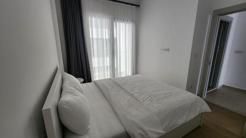 PMTR Luxury Sea View 2BR Apartment Modern Pool - image 7