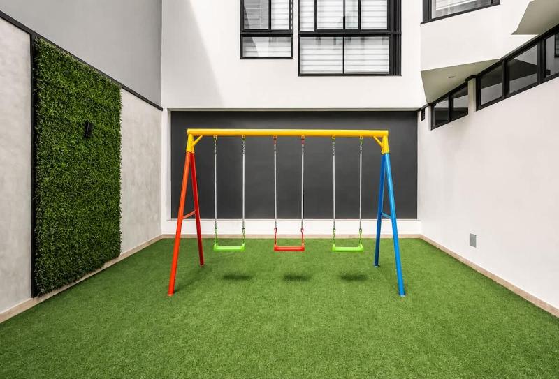 City Nest Diseno Boutique - image 10