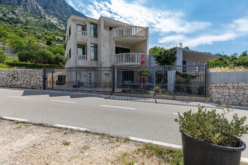 Apartments with parking space Drasnice Makarska - 22517 - image 14