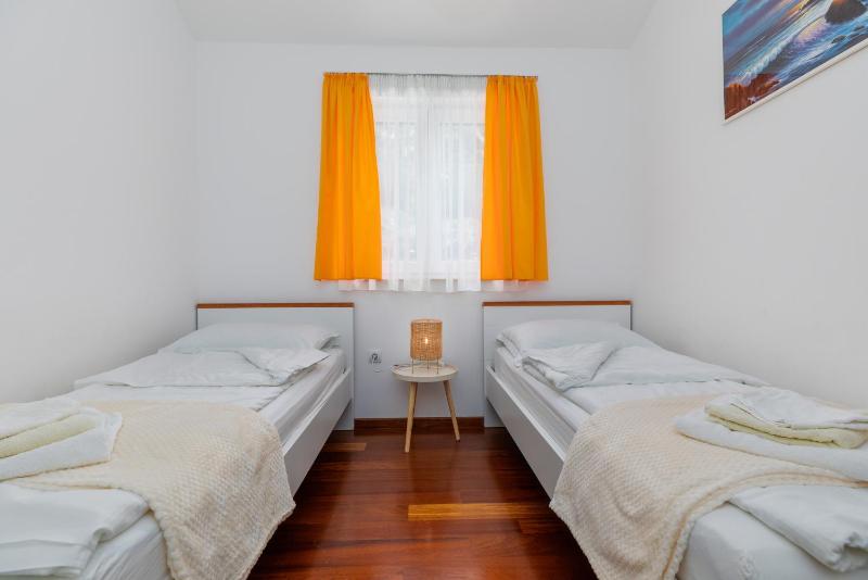 Apartments with parking space Drasnice Makarska - 22517 - image 6