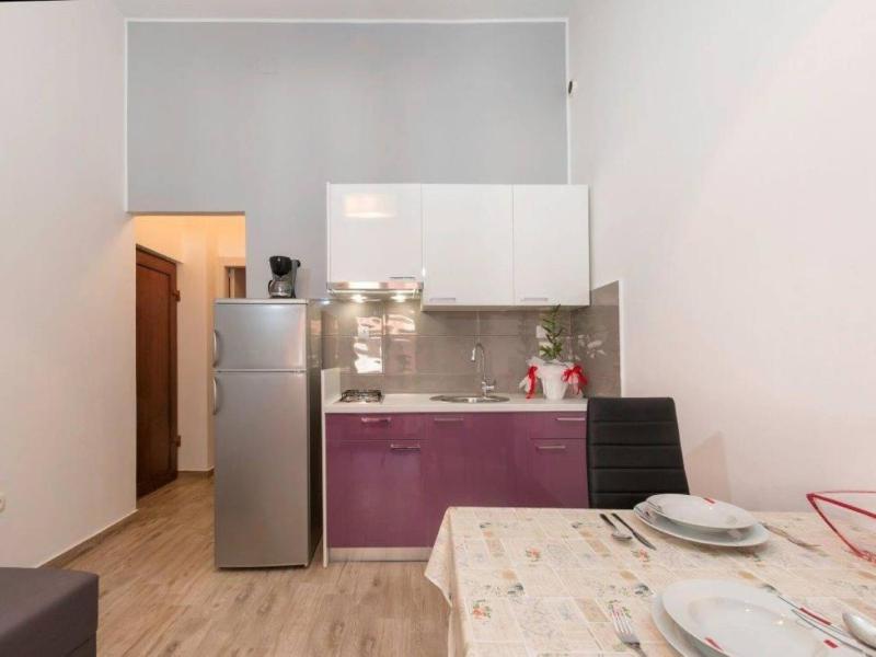 Apartments with WiFi Pula - 27703 - image 7