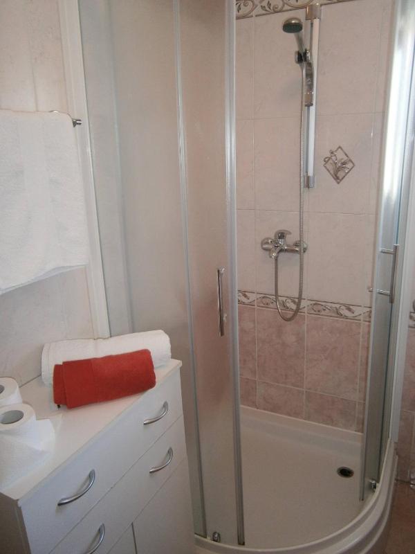 Apartments with WiFi Vodice - 27710 - image 16