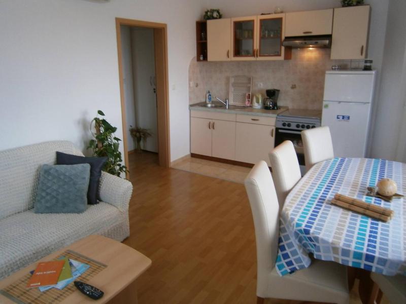 Apartments with WiFi Vodice - 27710 - image 9