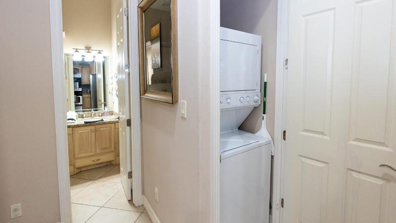 2BR Pool 200 Steps to Beach High Ceilings SPI apts - image 48