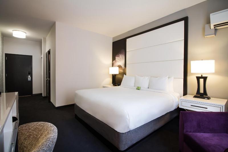 King Room - Mobility Access/Non-Smoking image 2