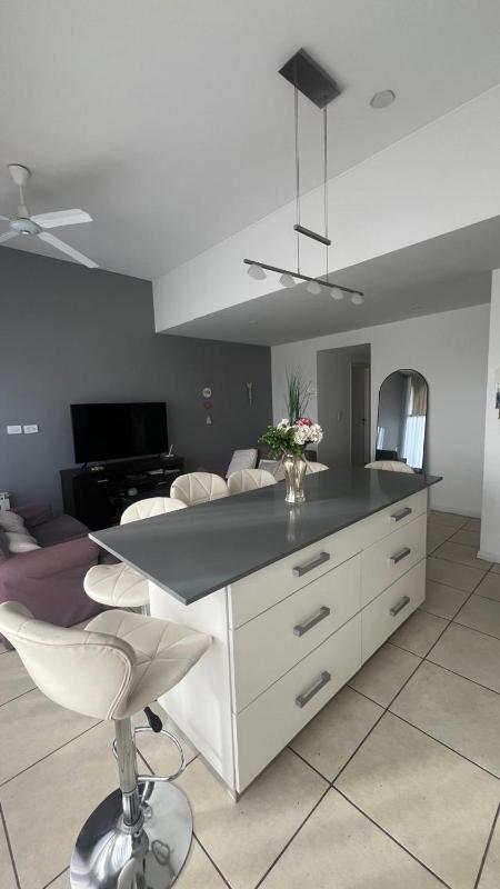 Spacious apartment in the Chauvin area of Mar del Plata - image 8