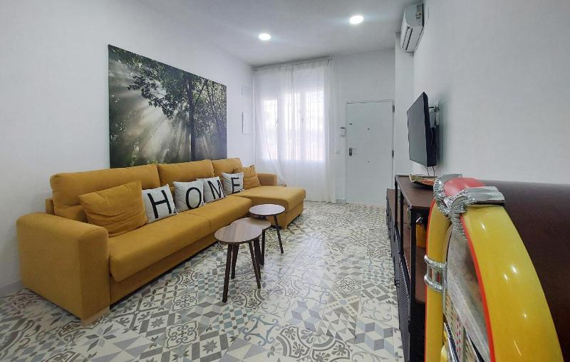 Amazing Apartment In Torremolinos With Wifi - image 1