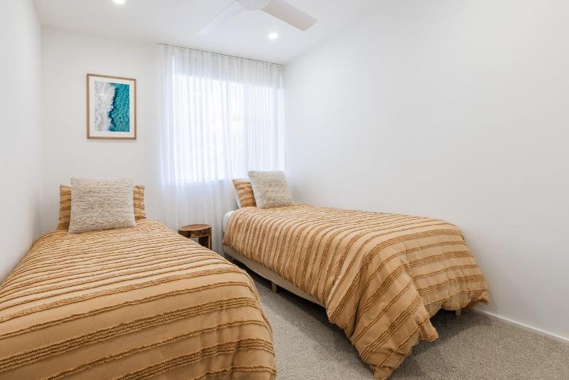 Villa Ellisa 3- 10 Columbia Close - Wi-Fi parking and close to waterfront - image 12