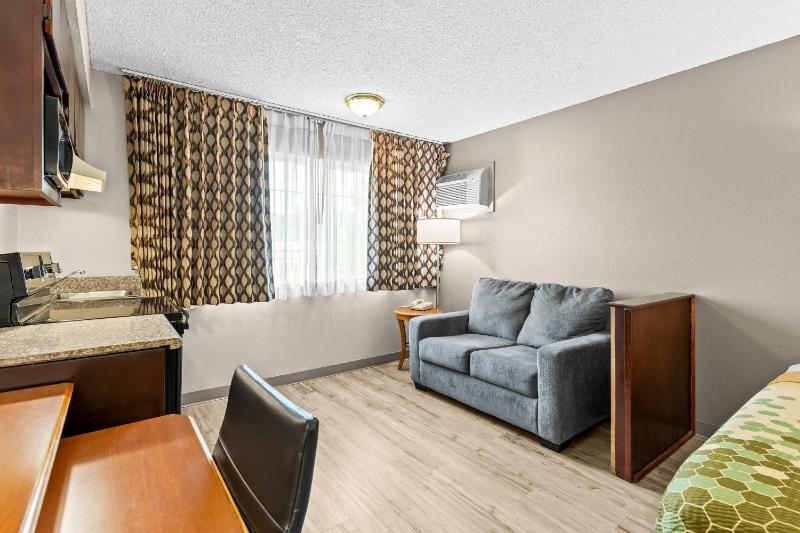 Rodeway Inn & Suites Portland West - Beaverton - image 19