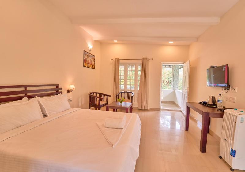 Ministers Mansion Kanthalloor Pool Resort by VOYE HOMES - image 24