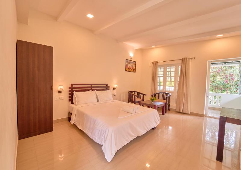 Ministers Mansion Kanthalloor Pool Resort by VOYE HOMES - image 15
