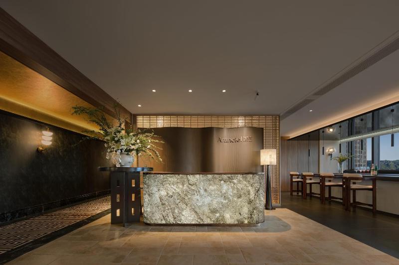 Aranciel 阿岚若 High-Rise River View Hotel -Jiefangbei Area-Hongya Cave - image 11