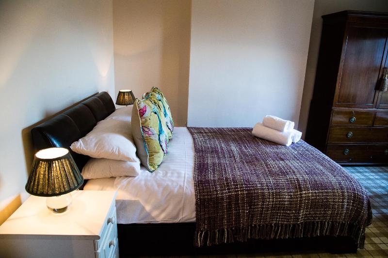 Apartment - Split Level image 4