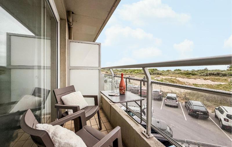 Cozy Apartment In Middelkerke - image 14