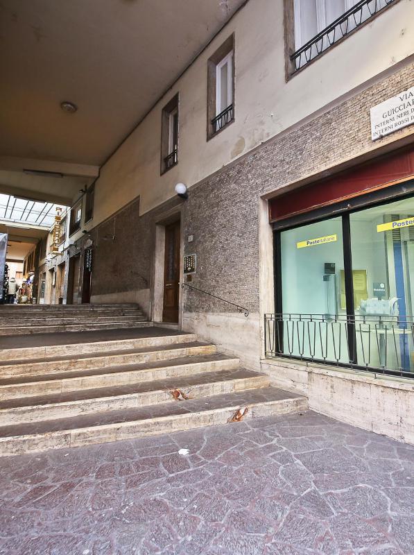 Apartments Florence - Barbadori - image 12