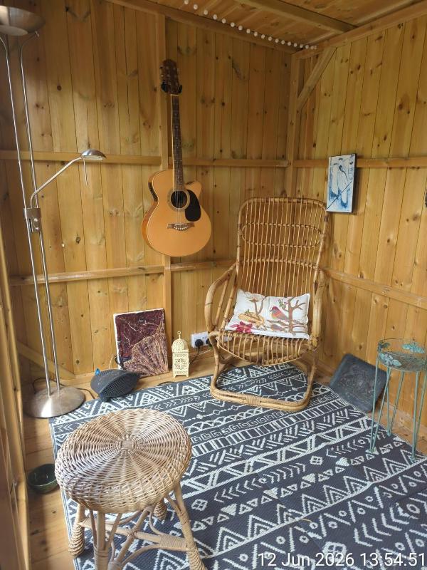 Beautifully Furnished House Summer House - image 37