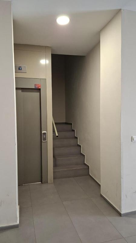 Quart Apartment - image 4