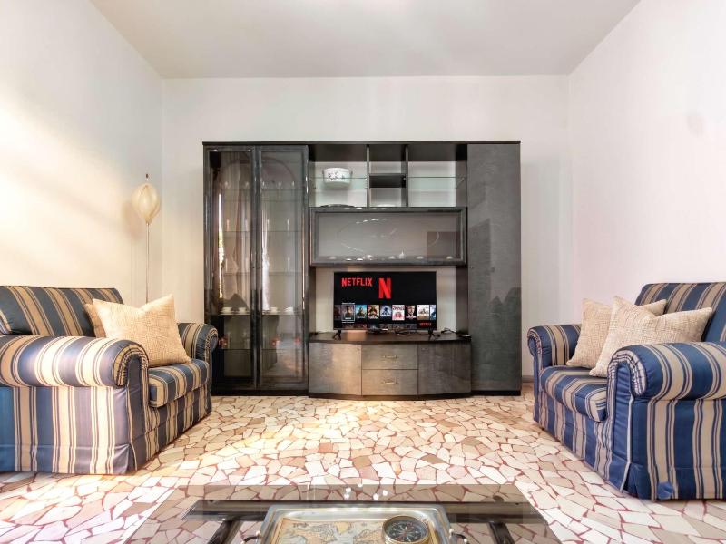 Homeby - Casa Adam - image 1