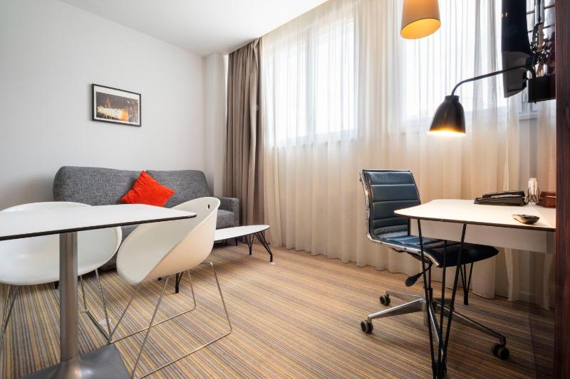 Privilege Appart Hotel Saint Exupery - image 37