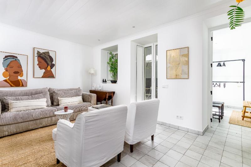 TaviraBliss Garden Apartment - image 13