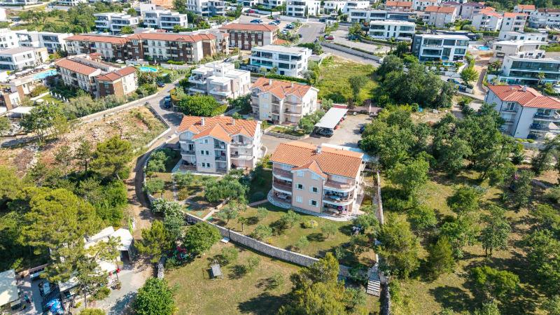 Mare & Mons Seafront Apartments - image 48