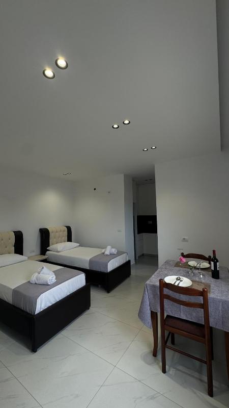 Kreshnik Apartments - image 4