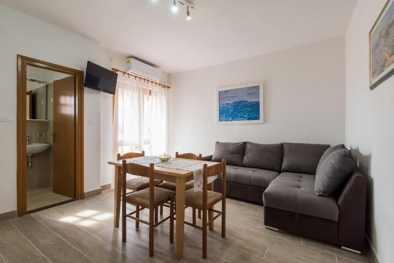 Apartments Armitage - image 42