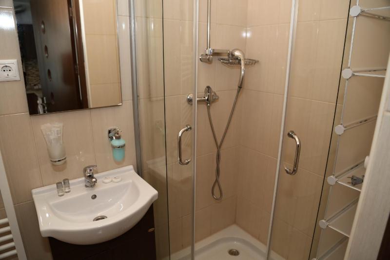 Xenopol Central - image 16