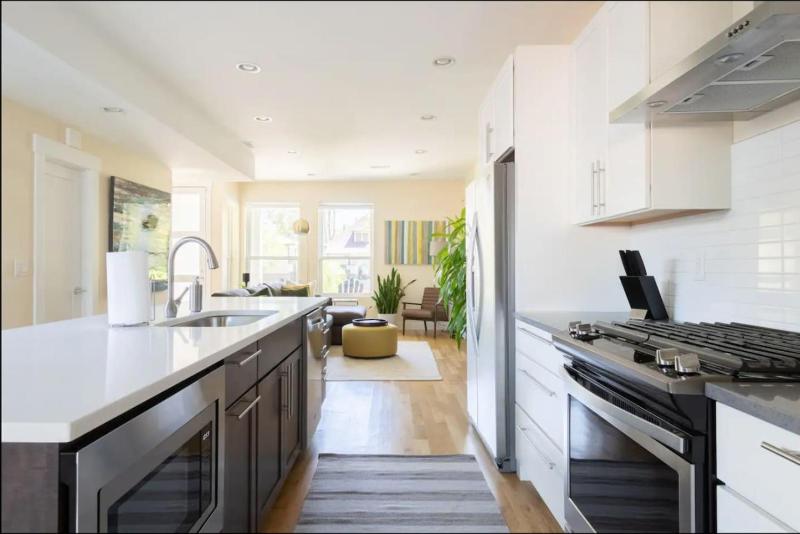 NEW BUILD Pet Friendly I Highlands I RiNo I Dwntwn - image 12