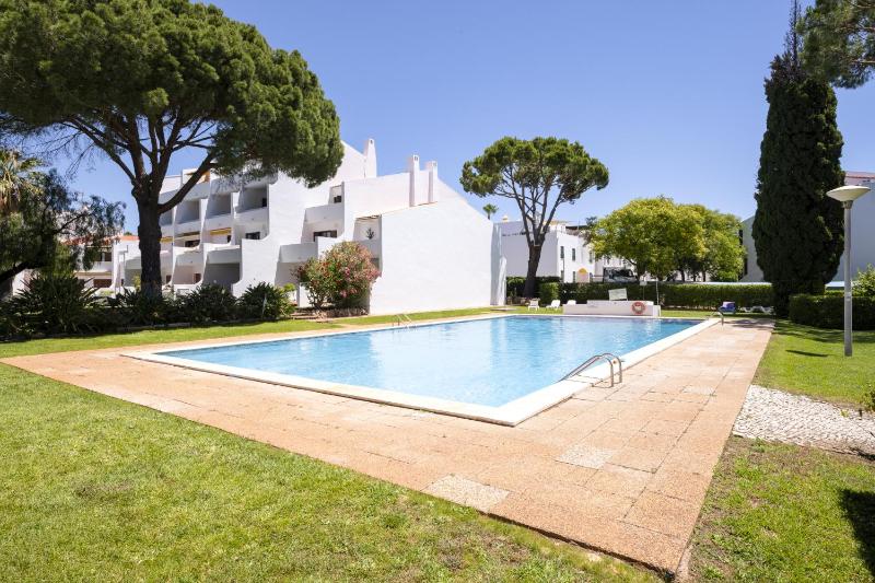 Casal das Alfarrobeiras by Hdproperties - image 16