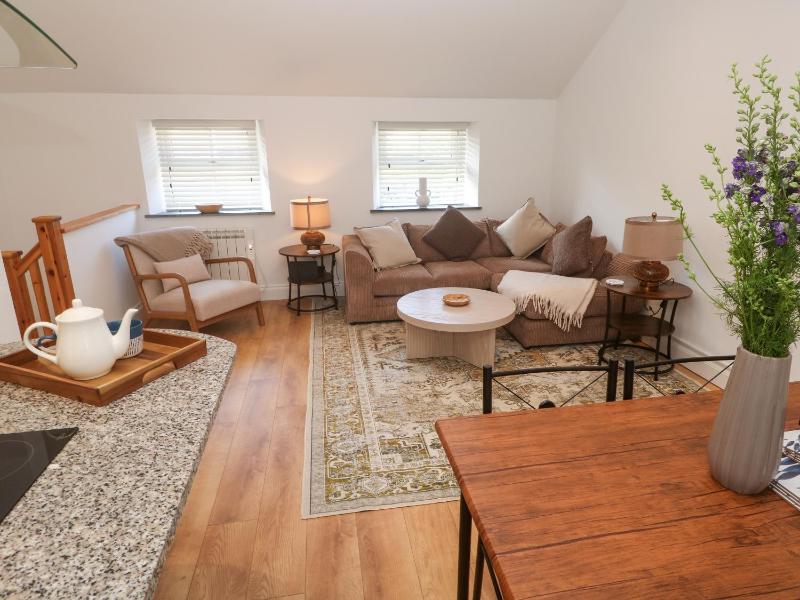 Gews Farm Lodge - image 10
