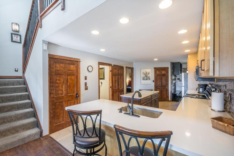 Promontory 18 - image 38