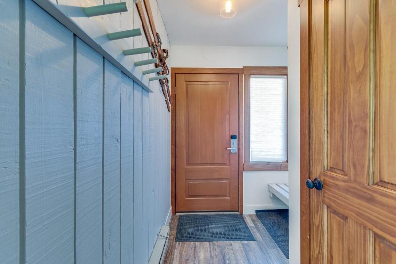 Lodge B209 - image 5