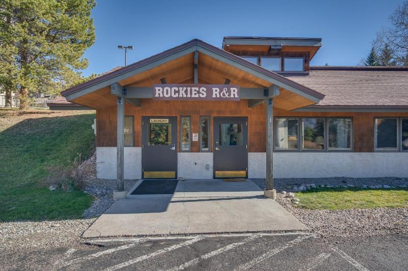 Rockies 2437 - image 13