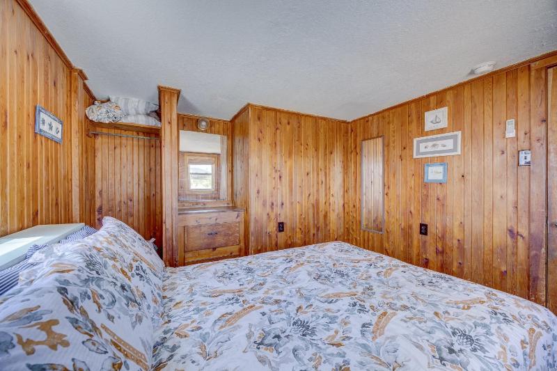 5817 - Bunch of Fun - image 29