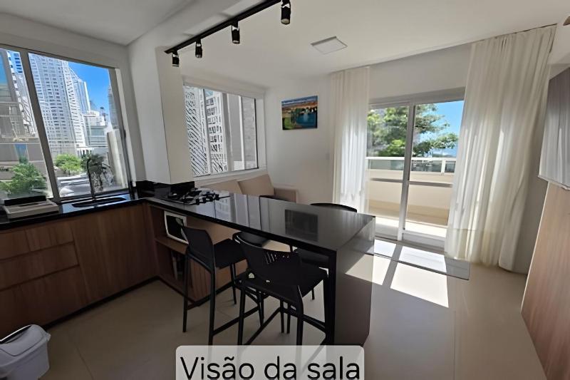 Moderno & Central: 70m do Mar + Garagem Privativa - image 48
